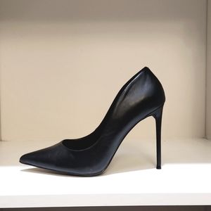 Steve Madden Vala Black Leather Pumps